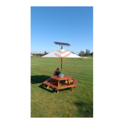 Mesa hexagonal con cargador solar 220 volts