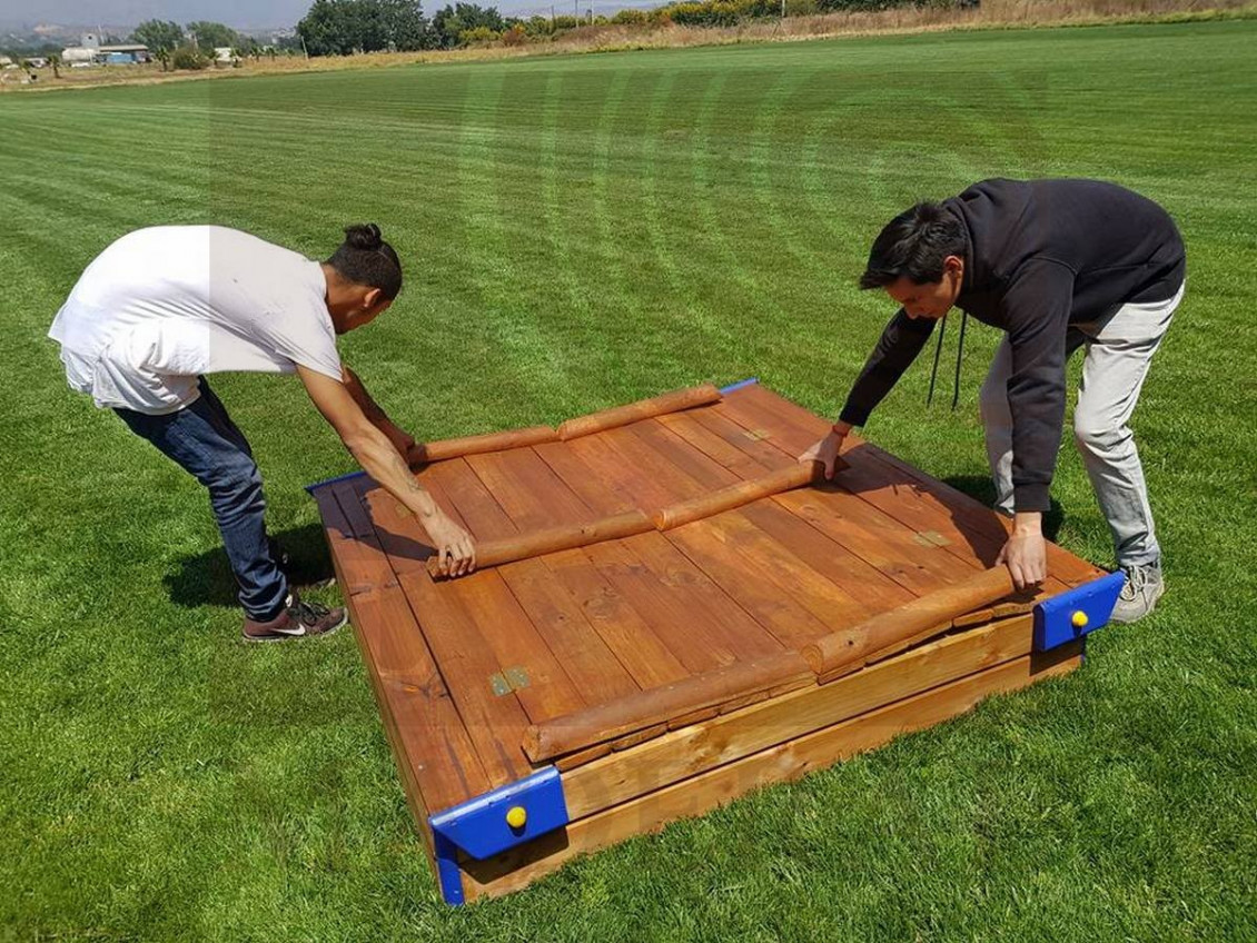 Arenero Infantil Con Tapa Arenero De Madera Woodyland 130x130x27cm