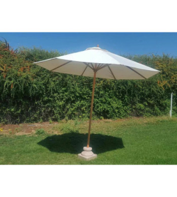 Quitasol con base de concreto sólido.