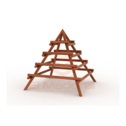 Pirámide de madera
